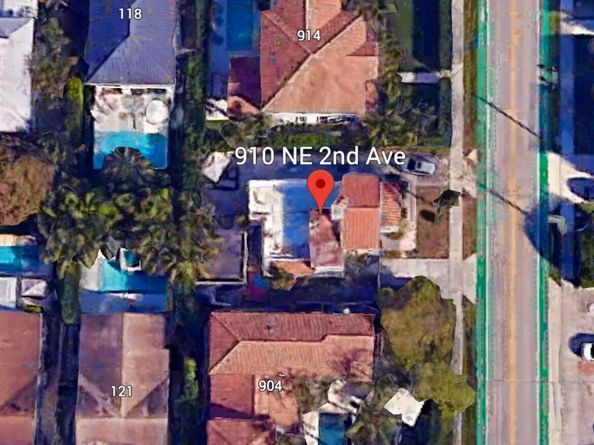 910 NE 2nd Avenue, Delray Beach FL 33444