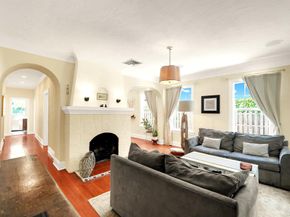 910 NE 2nd Avenue, Delray Beach FL 33444