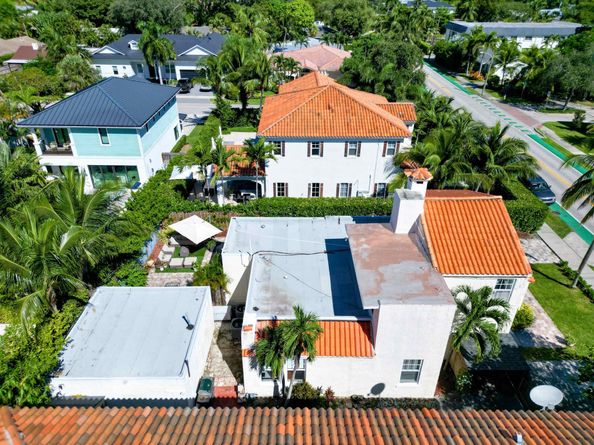 910 NE 2nd Avenue, Delray Beach FL 33444