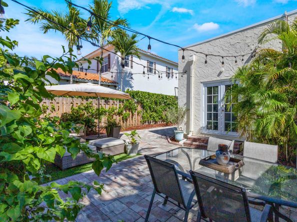 910 NE 2nd Avenue, Delray Beach FL 33444