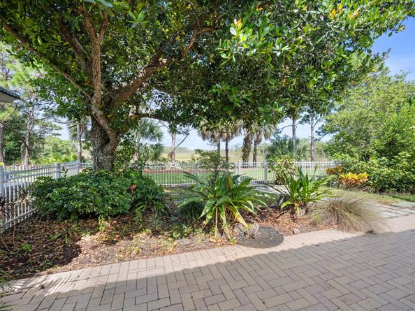 9150 Bay Harbour Circle, West Palm Beach FL 33411