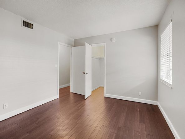 8801 W Sample Rd 10, Coral Springs FL 33065