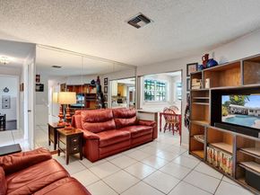 601 NW 76th Ter, Plantation FL 33324