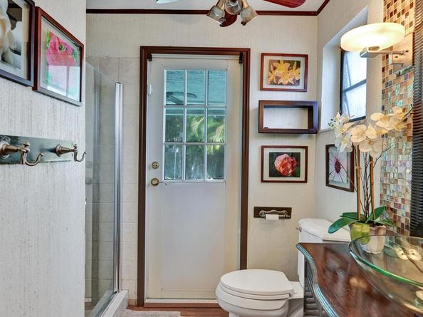 601 NW 76th Ter, Plantation FL 33324
