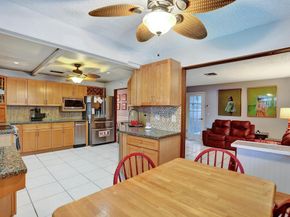 601 NW 76th Ter, Plantation FL 33324