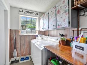 601 NW 76th Ter, Plantation FL 33324
