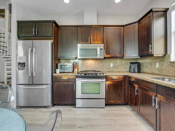 3398 Nw 125th Way  Includes Furnished Loft, Sunrise FL 33323