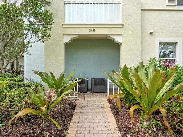 3398 Nw 125th Way  Includes Furnished Loft, Sunrise FL 33323