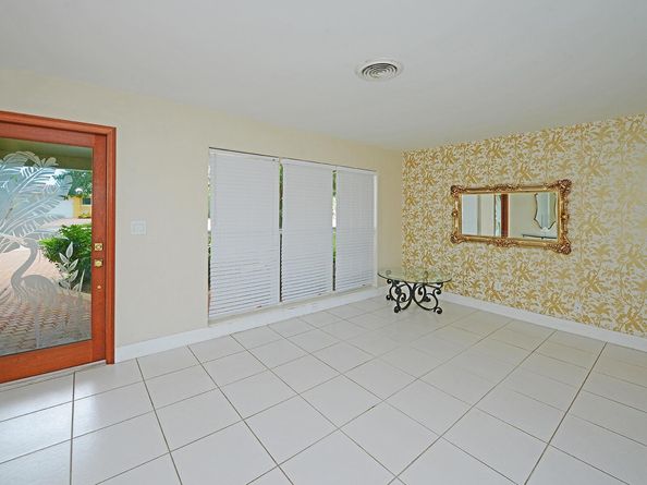 1001 SE 5 Avenue, Pompano Beach FL 33060
