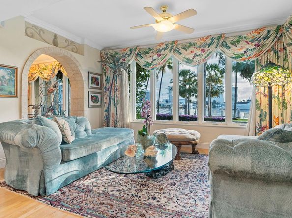 615 Idlewyld Drive, Fort Lauderdale FL 33301
