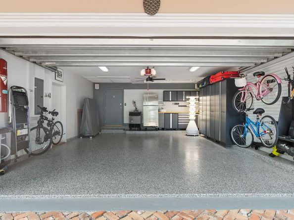 615 Idlewyld Drive, Fort Lauderdale FL 33301