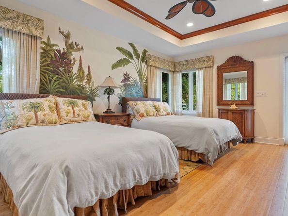 615 Idlewyld Drive, Fort Lauderdale FL 33301