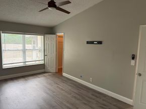 21 Chelsea Lane, Boynton Beach FL 33426