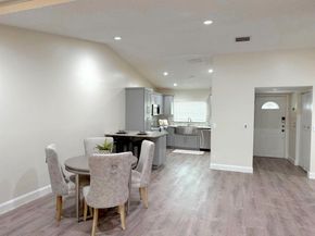 21 Chelsea Lane, Boynton Beach FL 33426
