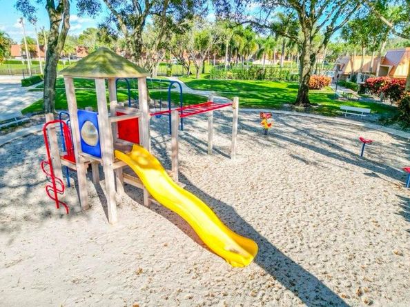 4113 41st Way, West Palm Beach FL 33407