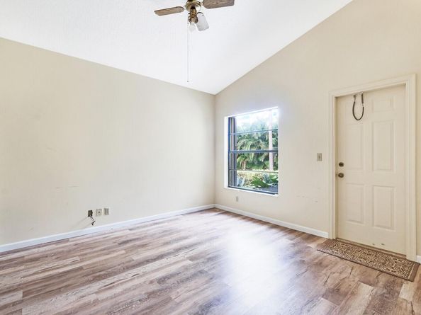 17520 Bridle Court NW, Jupiter FL 33478