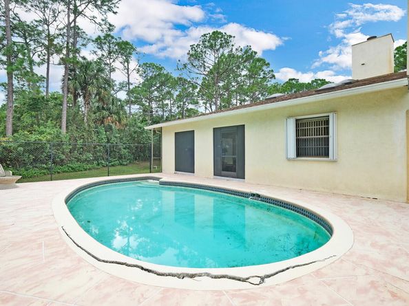 17520 Bridle Court NW, Jupiter FL 33478