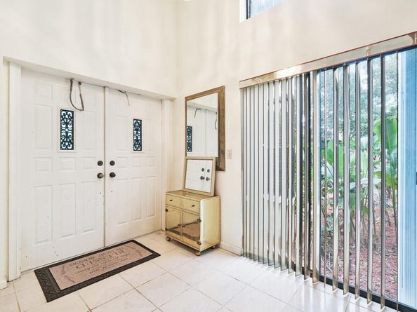 17520 Bridle Court NW, Jupiter FL 33478