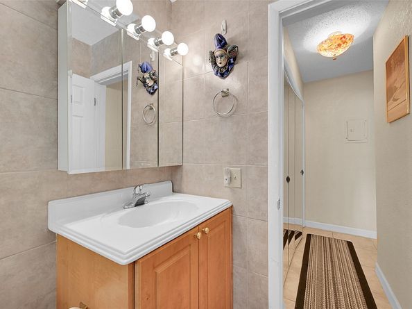 2607 NE 8th Ave 28, Wilton Manors FL 33334