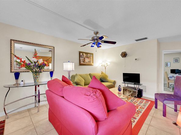 2607 NE 8th Ave 28, Wilton Manors FL 33334
