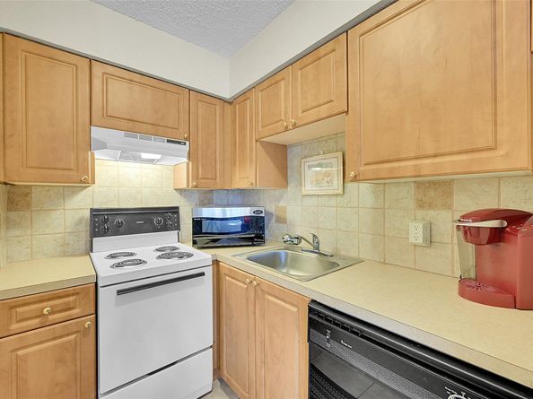 2607 NE 8th Ave 28, Wilton Manors FL 33334