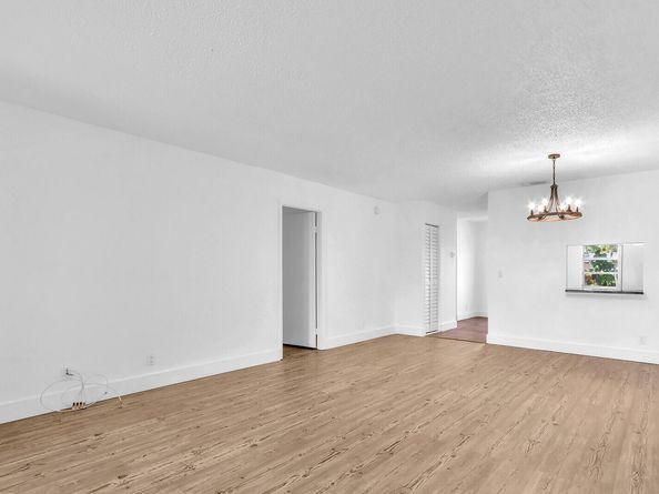 239 Lake Meryl Drive, West Palm Beach FL 33411