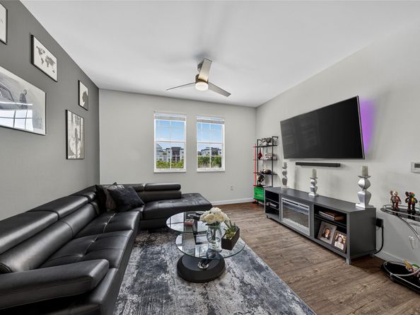 533 NE 3rd Ave 516, Fort Lauderdale FL 33301