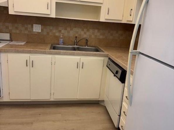 2320 S Cypress Bend Dr 201, Pompano Beach FL 33069