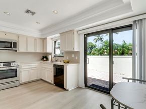 1472 Via Cameron, Jupiter FL 33477