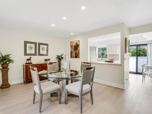 1472 Via Cameron, Jupiter FL 33477