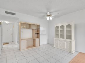 3150 Holiday Springs Blvd 103, Margate FL 33063