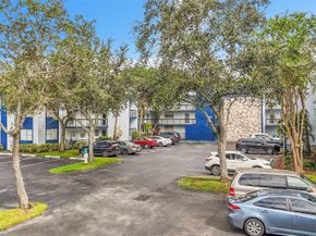 3150 Holiday Springs Blvd 103, Margate FL 33063