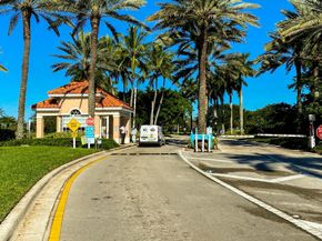 2655 Kittbuck Way, West Palm Beach FL 33411