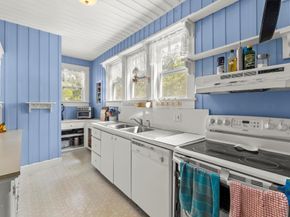 702 N Swinton Avenue, Delray Beach FL 33444