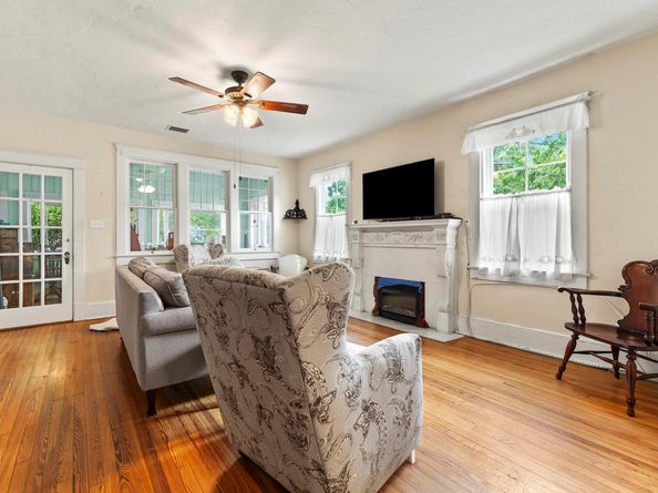 702 N Swinton Avenue, Delray Beach FL 33444