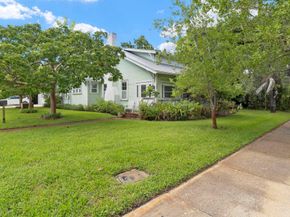 702 N Swinton Avenue, Delray Beach FL 33444