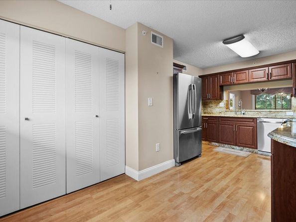 4734 Lucerne Lakes Boulevard E 302, Lake Worth FL 33467