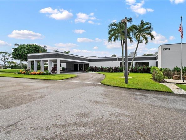 4734 Lucerne Lakes Boulevard E 302, Lake Worth FL 33467