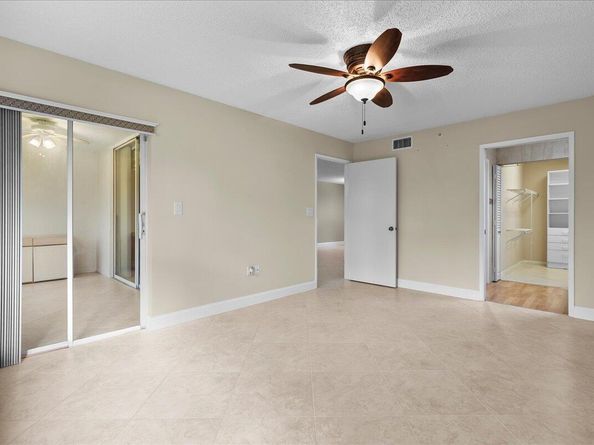 4734 Lucerne Lakes Boulevard E 302, Lake Worth FL 33467