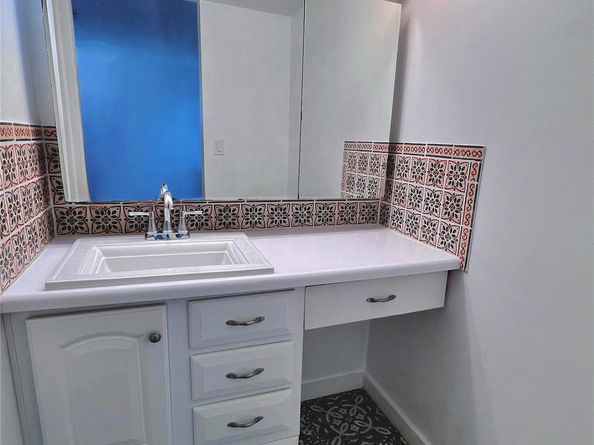 3100 Riverside Dr 307, Coral Springs FL 33065
