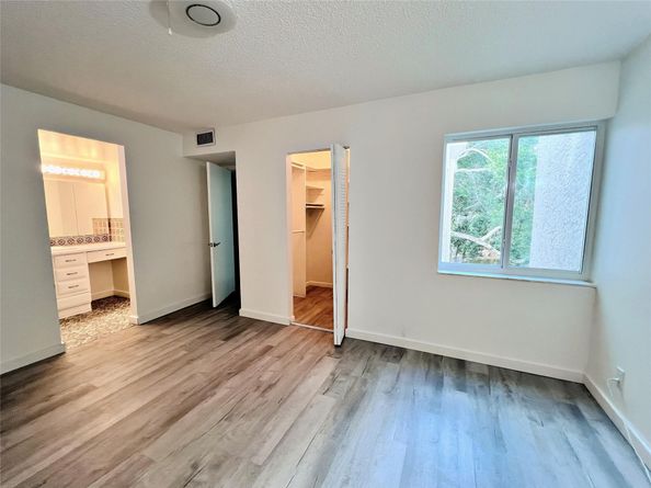 3100 Riverside Dr 307, Coral Springs FL 33065
