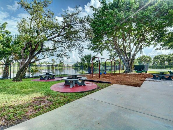 10872 Tamoron Lane, Boca Raton FL 33498