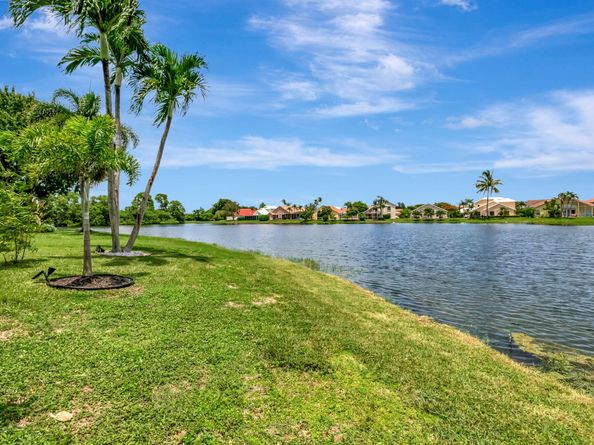 10872 Tamoron Lane, Boca Raton FL 33498