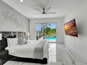 10872 Tamoron Lane, Boca Raton FL 33498