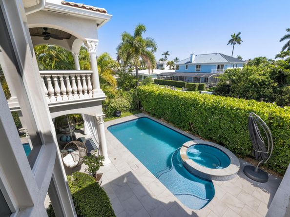 712 NE 71st Street, Boca Raton FL 33487