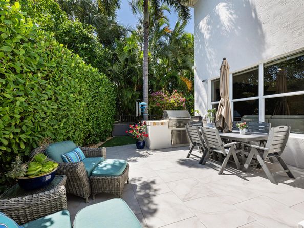 712 NE 71st Street, Boca Raton FL 33487