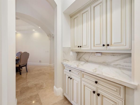 712 NE 71st Street, Boca Raton FL 33487