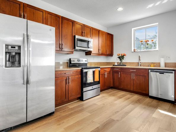 1332 SW 2nd Court, Fort Lauderdale FL 33312