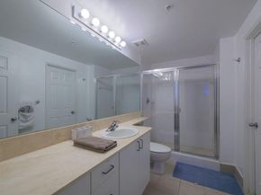 720 S Sapodilla Ave 402, West Palm Beach FL 33401