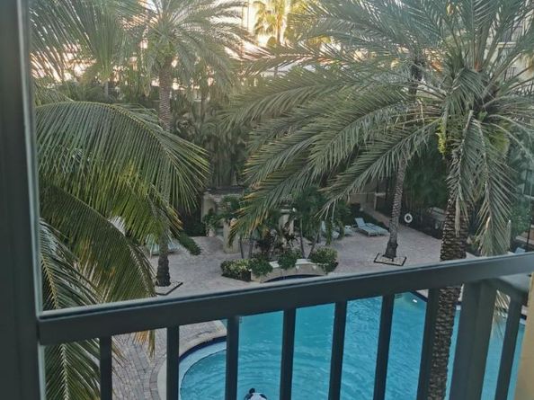 720 S Sapodilla Ave 402, West Palm Beach FL 33401